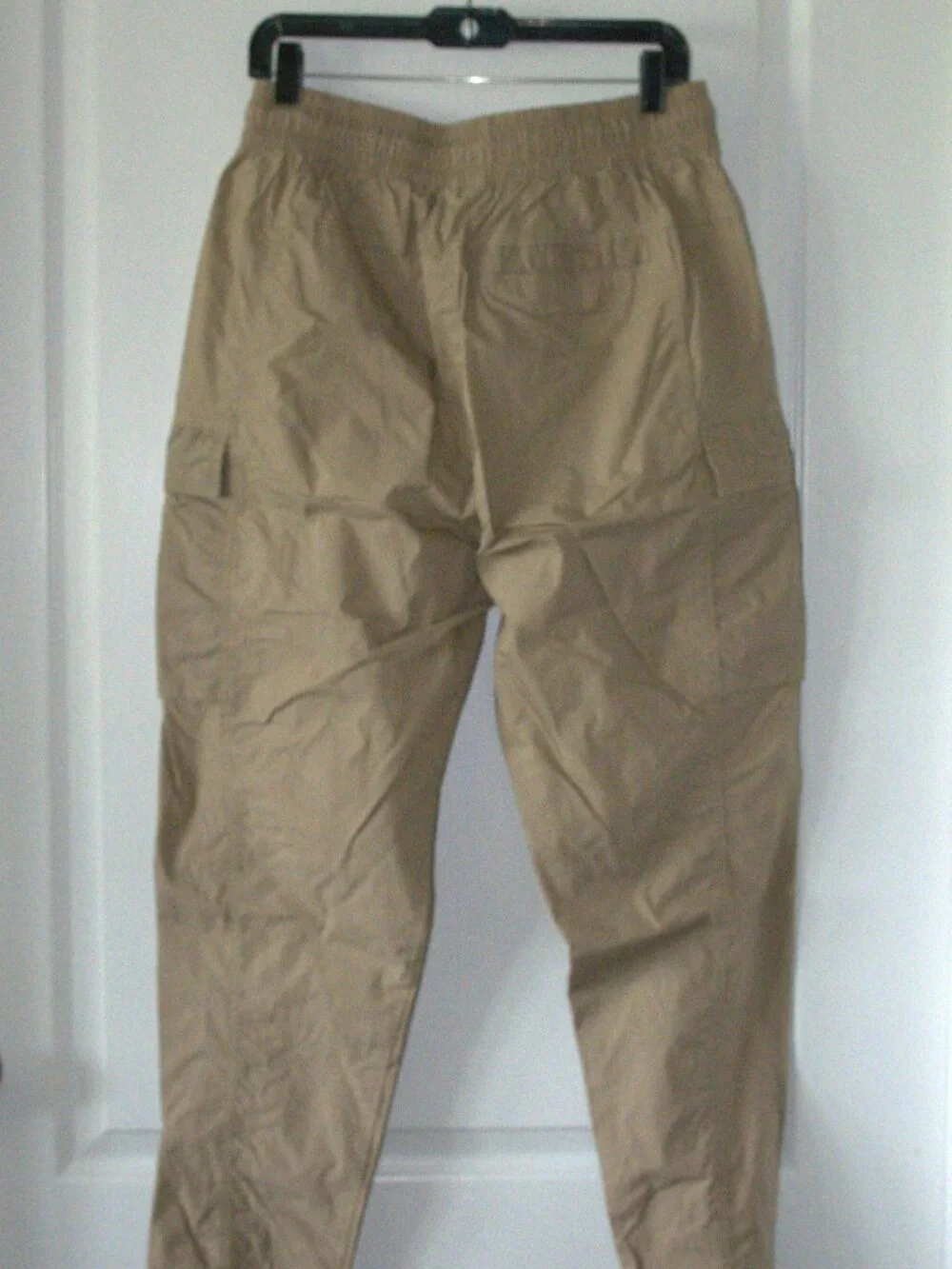 Nike Men's Tech Unlined Woven Trousers Cargo pocket size Large Khaki